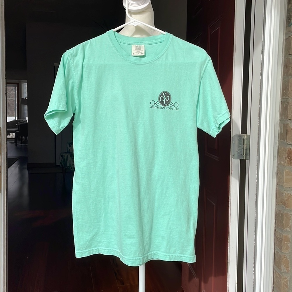 Southern Couture Tee - Short Sleeve Women’s Small Green Mint Classic Truck Dogs